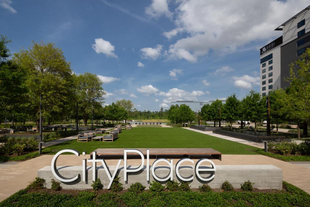 Houston Cityplace Marriott At Springwoods Village מראה חיצוני תמונה