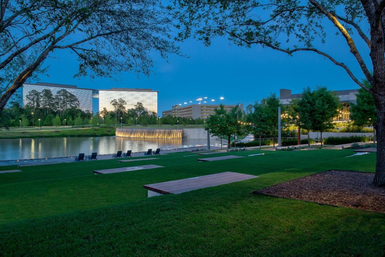 Houston Cityplace Marriott At Springwoods Village מראה חיצוני תמונה